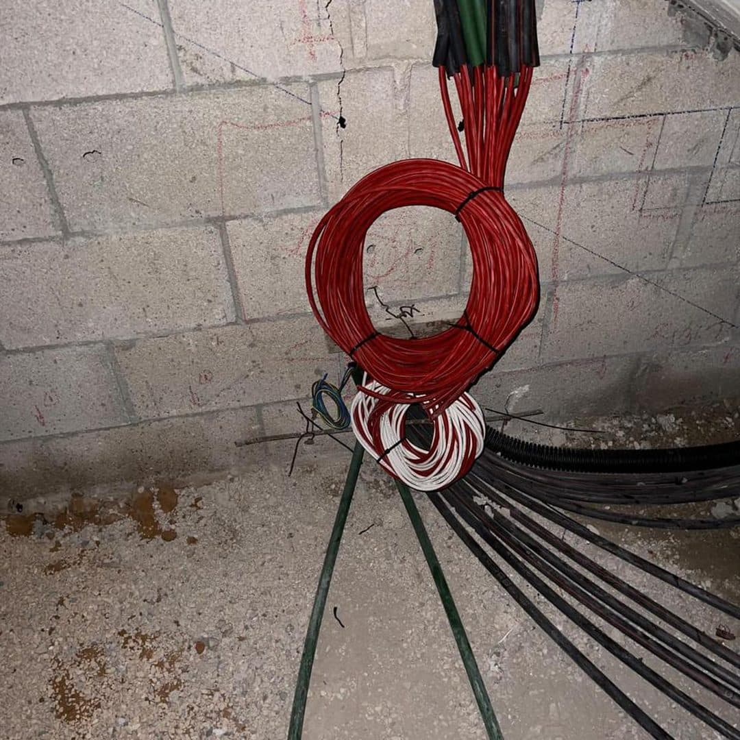 הנחת תשתית וכבילה — YR.Fiber